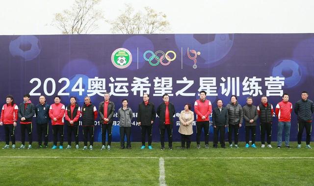 在五大联赛2023年同期，切尔西输球场次只比3支球队少：阿尔梅里亚（输24场）、不莱梅（输20场）、恩波利（输20场）。